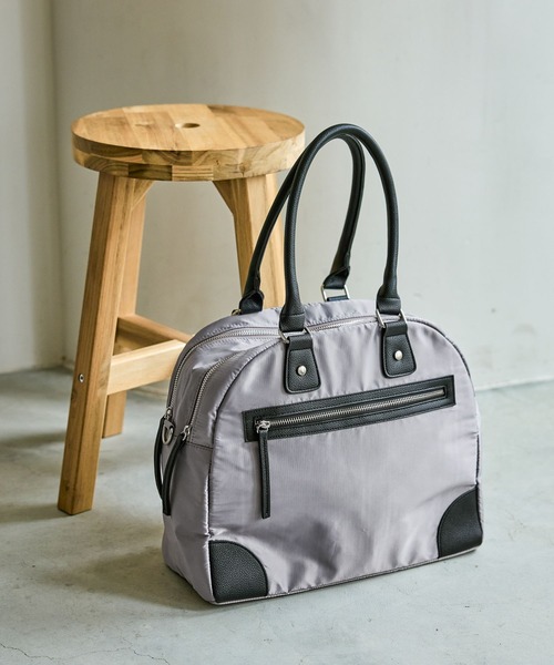 LAKOLE（ラコレ）の「サテンコンビビッグボストンバッグ / 631254（ボストンバッグ・レディース・ブラック/グレー・FREE）」の2枚目の写真