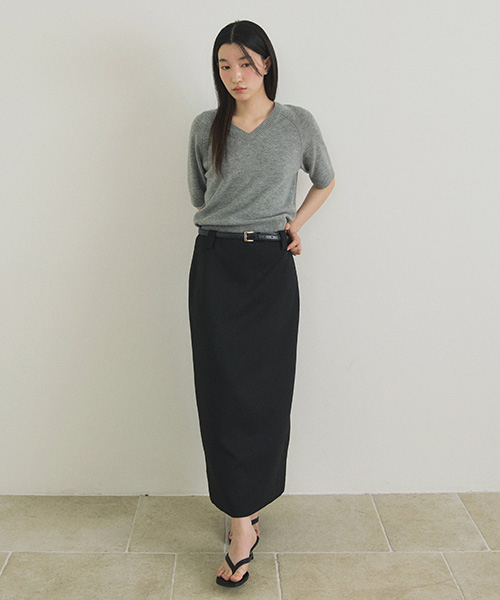 LINGSEOUL(リングソウル)の「basic slit long skirt-black(スカート・レディース・その他・MEDIUM/SMALL)」の2枚目の写真