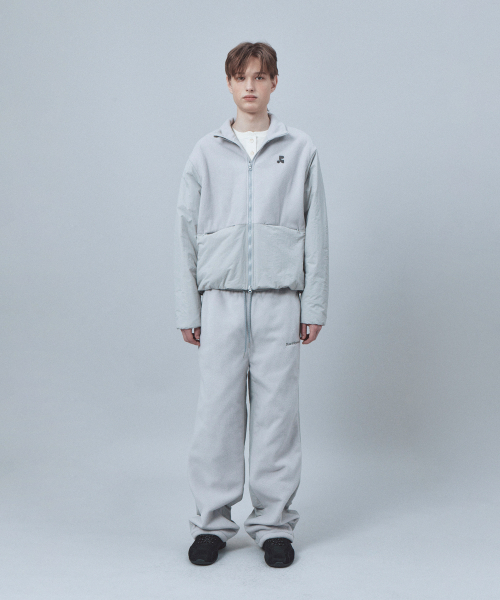 Rest&Recreation(レストアンドレクリエーション)の「HIGH-NECK QUILTED JACKET - GREY(その他トップス・メンズ・その他・SMALL/LARGE)」の4枚目の写真