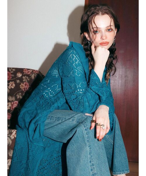 EVRIS（エヴリス）の「オープンニットロングカーディガン（カーディガン/ボレロ・レディース・アイボリー/ブラック/ブルー・FREE）」の7枚目の写真