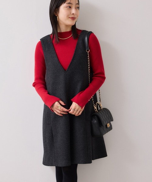 VIS（ビス）の「シャギーVネックミニ丈ジャンパースカート（ジャンパースカート・レディース・チャコールグレー/グレー系その他・FREE）」の4枚目の写真