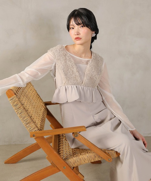Kana(カナ)の「チュールフリルペプラム Iラインワンピースドレス シアートップス 2点セット パーティー ドレス 結婚式 お呼ばれ オケージョンドレス(ドレス・レディース・チャコールグレー/ブラック/グレイッシュベージュ・M)」の11枚目の写真