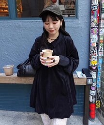 針抜きベロアバルーンミニワンピースを使った人気ファッション