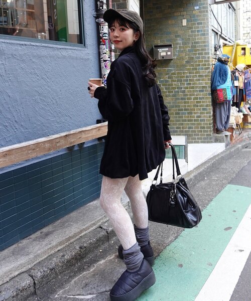 Kastane（カスタネ）の「針抜きベロアバルーンミニワンピース（ワンピース・レディース・チャコールグレー/ブラック・FREE）」の7枚目の写真