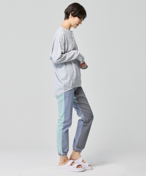 KRIFF MAYER Lady's Collection（クリフメイヤーレディースコレクション）の「マルチカラージョガーパンツ（その他パンツ・レディース・サックスブルー/ダークブルー/ナチュラル・LARGE/MEDIUM）」の8枚目の写真