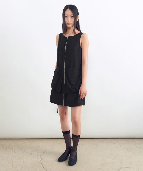 パラシュートミニワンピースBLACK（ワンピース）｜INSILENCE WOMEN