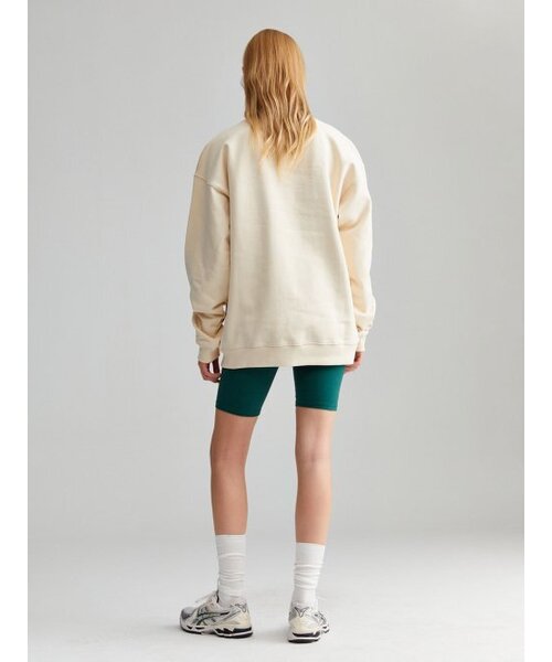 MENASOO(ミナス)の「UNISEX HERITAGE EMBLEM MOCK-NECK SWEATSHIRT IVORY(スウェット・メンズ・アイボリー・FREE)」の6枚目の写真