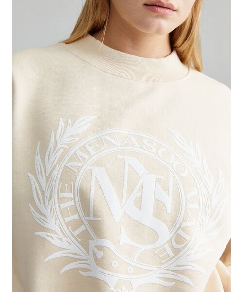 MENASOO(ミナス)の「UNISEX HERITAGE EMBLEM MOCK-NECK SWEATSHIRT IVORY(スウェット・メンズ・アイボリー・FREE)」の10枚目の写真
