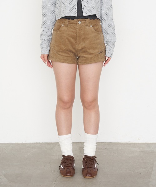 RAY CASSIN（レイカズン）の「レイヤードコーデュロイショートパンツ（その他パンツ・レディース・ベージュ/ネイビー/キャメル・S/M）」の4枚目の写真