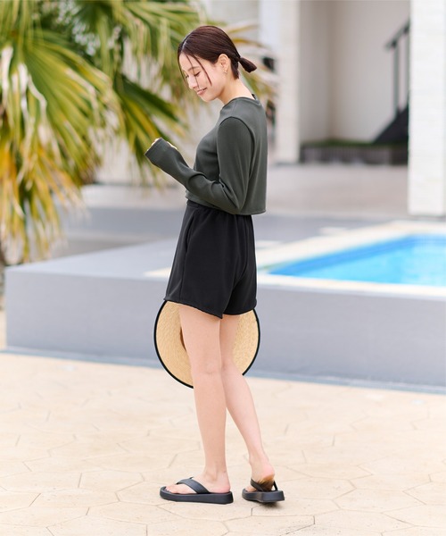 UR'S（ユアーズ）の「3点セット/ショートパンツ×カップ付長袖ビキニ/水着（水着・レディース・アイボリー/ブラック/チャコール/モカ・M/S/L）」の9枚目の写真