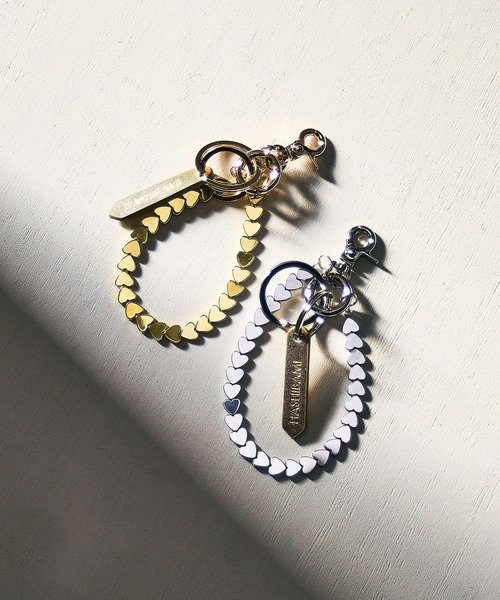 HASHIBAMI（ハシバミ）の「(HASHIBAMI)HEMATITE HEART STRAP（スマホグッズ・レディース・シルバー/ゴールド・ONE SIZE）」の6枚目の写真