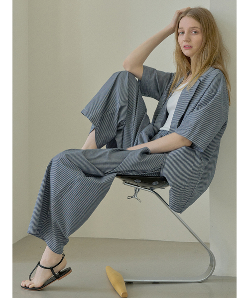 AVANT-G（アバン）の「Stripe Overfit Short Sleeve Jacket - NAVY（テーラードジャケット・レディース・その他・FREE）」の7枚目の写真