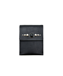 NO MAS（ノーマス）の「STONE STUD CASE vol.2(ALL BLACK)（札入れ/マネークリップ）」