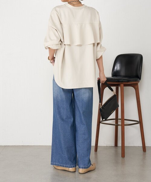 Jena espace merveilleux(ジェナ エスパスメルヴェイユ)の「【後ろ姿で魅せる】バックラッフルシャツ(シャツ/ブラウス・レディース・ブラック/イエロー/ベージュ・FREE)」の18枚目の写真