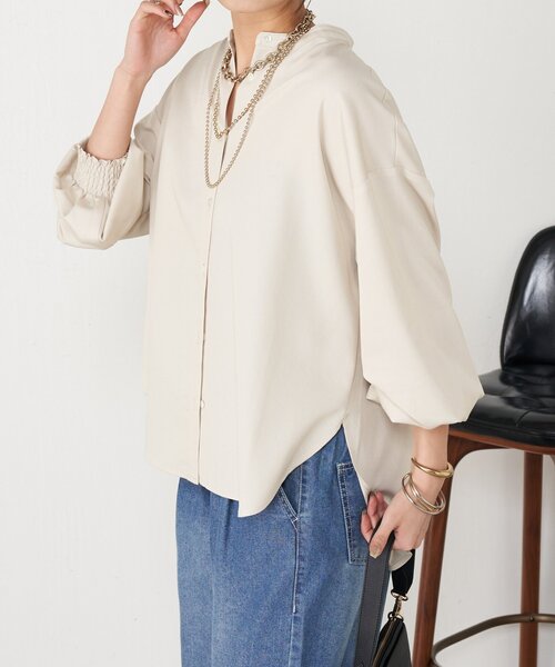 Jena espace merveilleux(ジェナ エスパスメルヴェイユ)の「【後ろ姿で魅せる】バックラッフルシャツ(シャツ/ブラウス・レディース・ブラック/イエロー/ベージュ・FREE)」の20枚目の写真