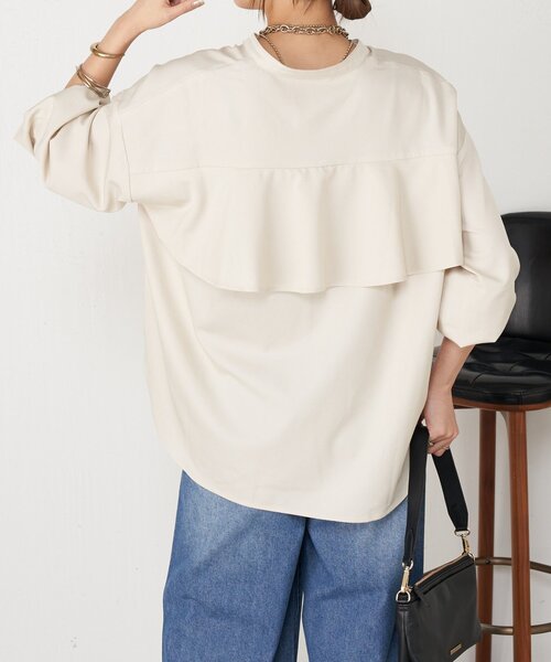 Jena espace merveilleux(ジェナ エスパスメルヴェイユ)の「【後ろ姿で魅せる】バックラッフルシャツ(シャツ/ブラウス・レディース・ブラック/イエロー/ベージュ・FREE)」の21枚目の写真