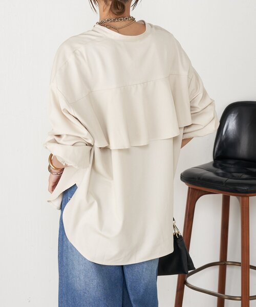 Jena espace merveilleux(ジェナ エスパスメルヴェイユ)の「【後ろ姿で魅せる】バックラッフルシャツ(シャツ/ブラウス・レディース・ブラック/イエロー/ベージュ・FREE)」の22枚目の写真