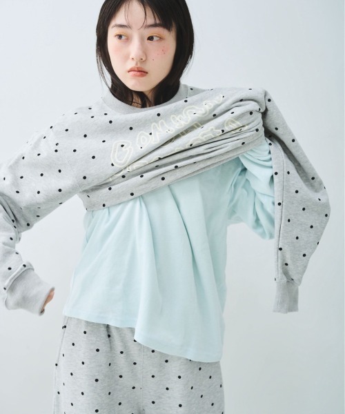 common gull products.(コモンガルプロダクツ)の「ブランコに乗ったcommon gull product. sweat 26spring.(スウェット・レディース・ライトブルー/アイボリー/杢グレー/グレー/ミント/ネイビー・SMALL/MEDIUM/LARGE)」の7枚目の写真