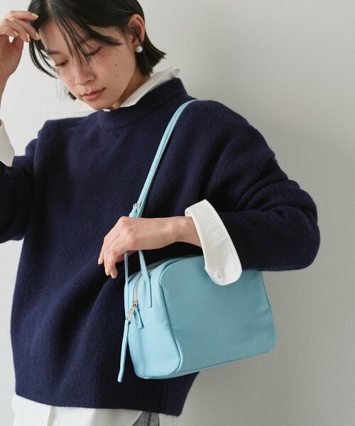 russet(ラシット)の「kuubo ボックストートバッグ(トートバッグ・レディース・シルバー/ブラック/アイボリー/ブルー系その他/イエロー/ローズ・FREE)」の1枚目の写真