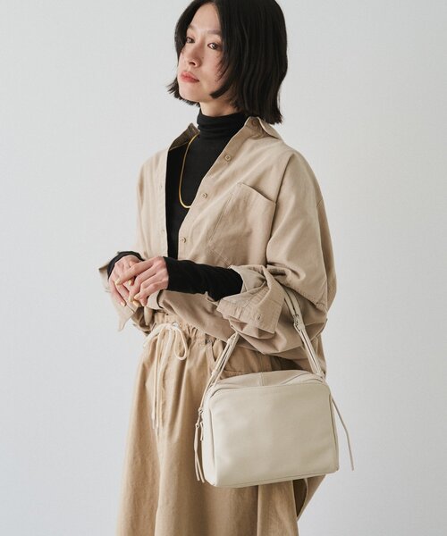 russet(ラシット)の「kuubo ボックストートバッグ(トートバッグ・レディース・シルバー/ブラック/アイボリー/ブルー系その他/イエロー/ローズ・FREE)」の10枚目の写真