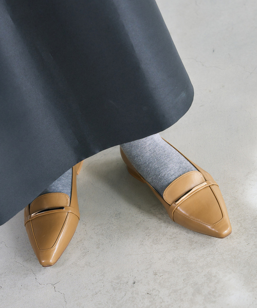 LE TALON（ルタロン）の「フレンチスクエアメタルローファー（ローファー・レディース・アイボリー/ブラック系その他/キャメル・25cm/24.5cm/24cm/23.5cm/23cm/22.5cm/22cm）」の6枚目の写真