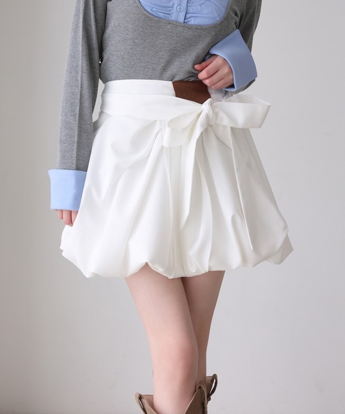 one after another NICE CLAUP（ワンアフターアナザーナイスクラップ）の「【S/Mサイズ展開】リボンミニスカート（スカート・レディース・ベージュ系その他/オフホワイト/ブラック系その他/チャコールグレー・SMALL/MEDIUM）」の7枚目の写真