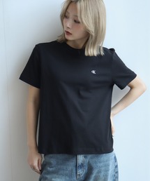 Calvin Klein（カルバン・クライン）の「【Calvin Klein カルバンクライン】ショートスリーブ モノグラム ロゴ クルーネックT（Tシャツ/カットソー）」