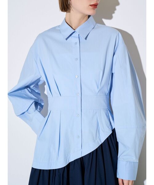 ELENDEEK(エレンディーク)の「ウェーブラインタックワンピース(ワンピース・レディース・ライトブルー/オフホワイト・02/01)」の9枚目の写真