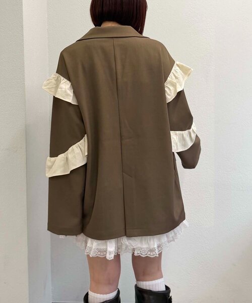 w closet(ダブルクローゼット)の「フリルテーラードジャケット(テーラードジャケット・レディース・ブラウン/ネイビー/チャコールグレー・MEDIUM/SMALL)」の16枚目の写真