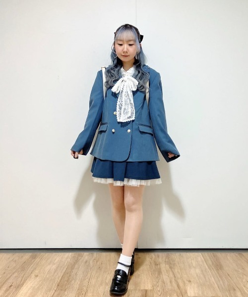 an another angelus(アンアナザーアンジェラス)の「ローズ刺繍衿ダブル釦ジャケット/fint フィント(テーラードジャケット・レディース・ライトベージュ/ブルーグレー・FREE)」の16枚目の写真