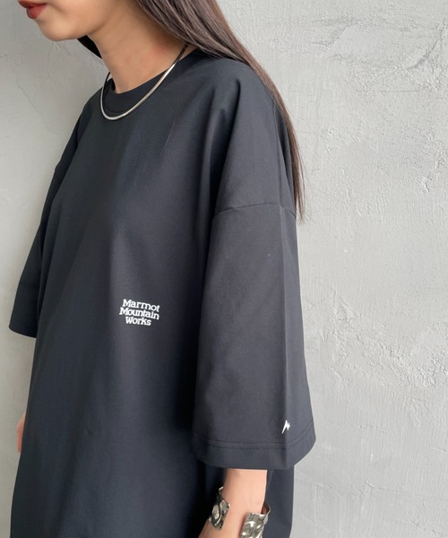 code47l バックプリントTシャツ　XLサイズ　ドローコード付き Marmot/マーモット] 別注 ドローコード付き バーティカルロゴ バック