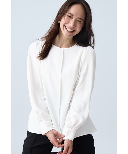 AOYAMA(アオヤマ)の「ボリュームスリーブブラウス|通勤&オフィス&入卒&セレモニー&オケージョン|(シャツ/ブラウス・レディース・ブラック/ホワイト・S/M/L)」の2枚目の写真