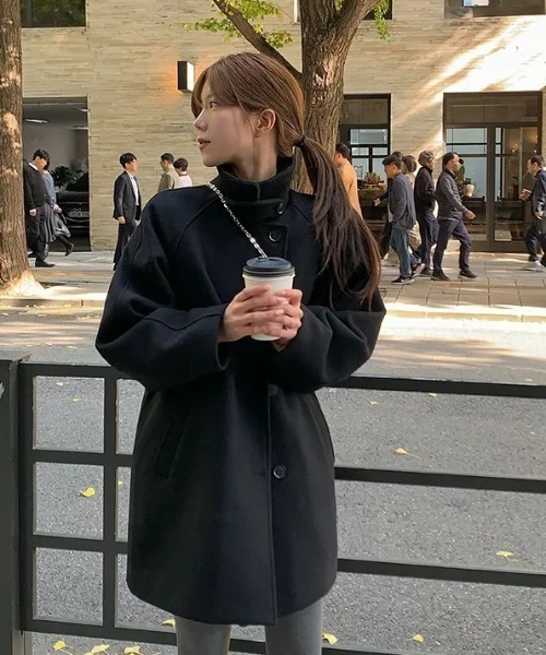 スタンドカラーシングルブレストメルトンコート