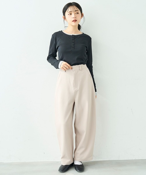 mil(ミル)の「美シルエット カーブパンツ【586128】(スラックス・レディース・ブラック/ライトベージュ/グレイッシュベージュ・FREE/S-Short/S-Regular/M-Short/M-Regular)」の17枚目の写真