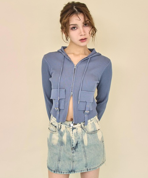 ANAP(アナップ)の「リブニットフラップポケット ダブルジップ トップス(ニット/セーター・レディース・ブルー/ダークグレー/ライトグレー・F)」の10枚目の写真