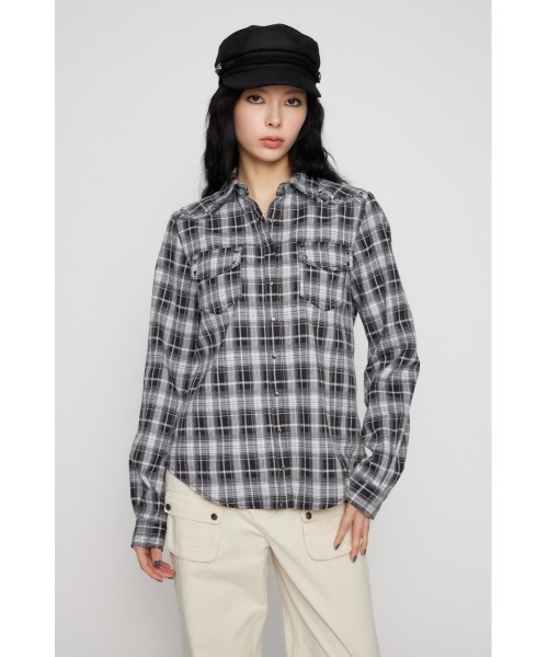 LAGUA GEM（ラグアジェム）の「CHECK STUDS POCKET シャツ（シャツ/ブラウス・レディース・ネイビー/ブラック・FREE）」の4枚目の写真