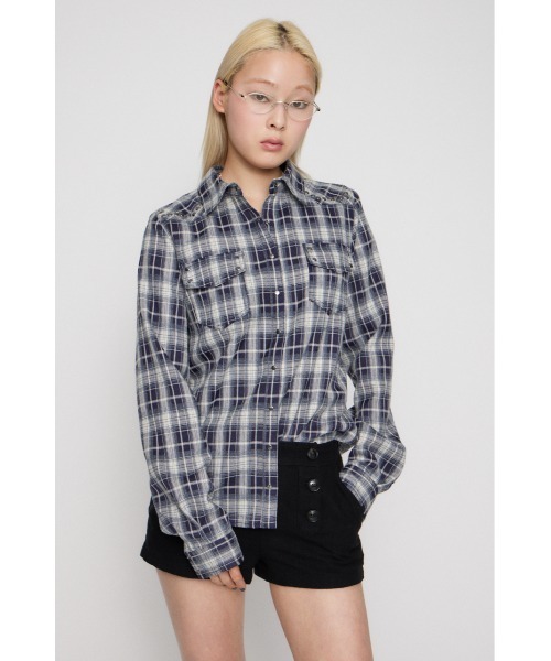 LAGUA GEM（ラグアジェム）の「CHECK STUDS POCKET シャツ（シャツ/ブラウス・レディース・ネイビー/ブラック・FREE）」の8枚目の写真