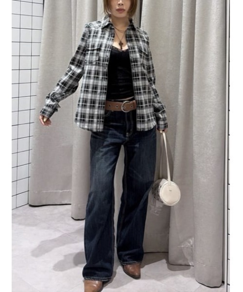 LAGUA GEM（ラグアジェム）の「CHECK STUDS POCKET シャツ（シャツ/ブラウス・レディース・ネイビー/ブラック・FREE）」の21枚目の写真