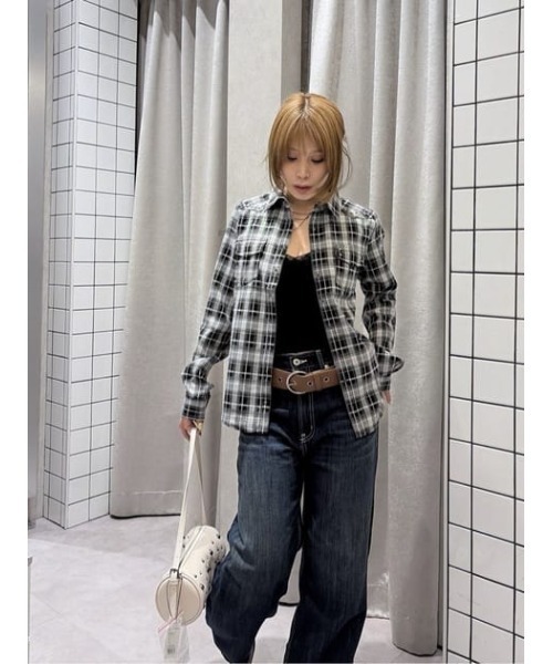 LAGUA GEM（ラグアジェム）の「CHECK STUDS POCKET シャツ（シャツ/ブラウス・レディース・ネイビー/ブラック・FREE）」の22枚目の写真