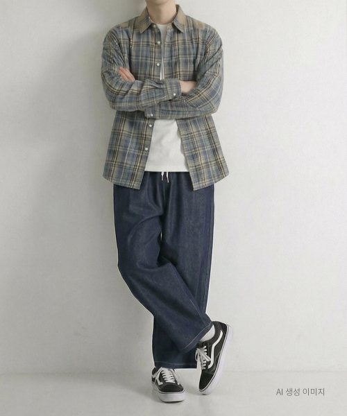 UMM(ウム)の「ノンフェイドステッチツーピンタックバルーンワイドデニムパンツ 2COLOR(デニムパンツ・メンズ・ブラック/ダークブルー・F)」の3枚目の写真