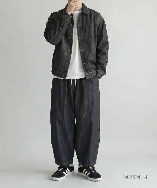 UMM(ウム)の「ノンフェイドステッチツーピンタックバルーンワイドデニムパンツ 2COLOR(デニムパンツ・メンズ・ブラック/ダークブルー・F)」の6枚目の写真