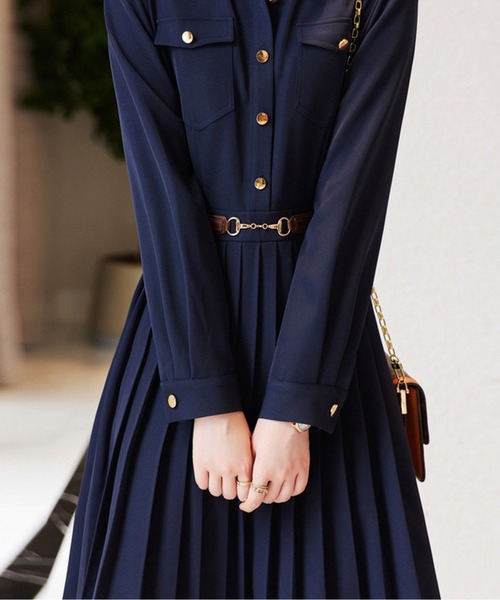 CHUL(チュル)の「ベルト付きプリーツシャツワンピース(ワンピース・レディース・ネイビー/オリーブ・LARGE/MEDIUM/SMALL/X-LARGE)」の3枚目の写真