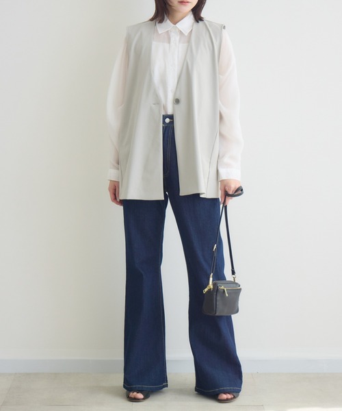 RU.TI.LE(ルチル)の「【RU.TI.LE】ウエストゴムストレッチ付きフレアデニムパンツ(デニムパンツ・レディース・ブラック/ネイビー・LARGE/MEDIUM)」の16枚目の写真