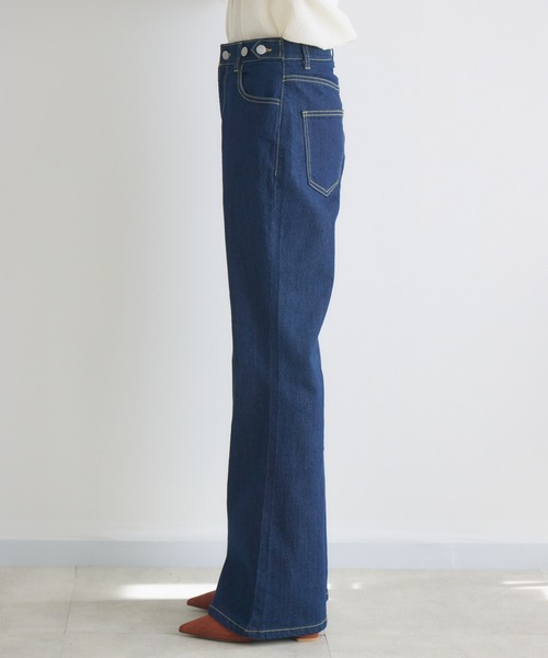 RU.TI.LE(ルチル)の「【RU.TI.LE】ウエストゴムストレッチ付きフレアデニムパンツ(デニムパンツ・レディース・ブラック/ネイビー・LARGE/MEDIUM)」の10枚目の写真