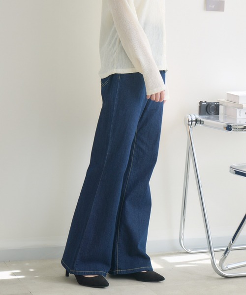 RU.TI.LE(ルチル)の「【RU.TI.LE】ウエストゴムストレッチ付きフレアデニムパンツ(デニムパンツ・レディース・ブラック/ネイビー・LARGE/MEDIUM)」の12枚目の写真
