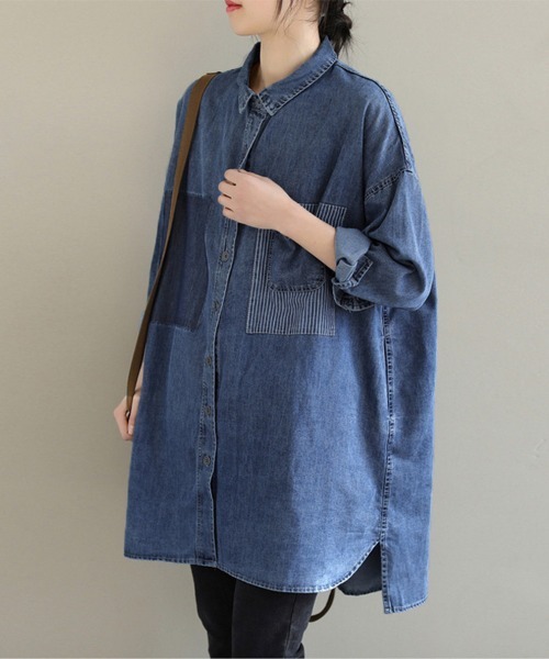 ONEP STAR(ワンピスター)の「ストライプポケット付きデニムシャツ(シャツ/ブラウス・レディース・ブルー・X-LARGE/LARGE/MEDIUM)」の1枚目の写真
