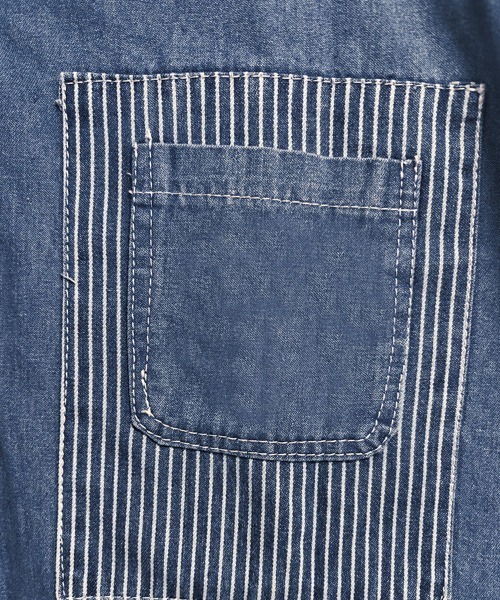 ONEP STAR(ワンピスター)の「ストライプポケット付きデニムシャツ(シャツ/ブラウス・レディース・ブルー・X-LARGE/LARGE/MEDIUM)」の11枚目の写真