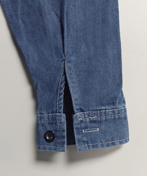 ONEP STAR(ワンピスター)の「ストライプポケット付きデニムシャツ(シャツ/ブラウス・レディース・ブルー・X-LARGE/LARGE/MEDIUM)」の12枚目の写真