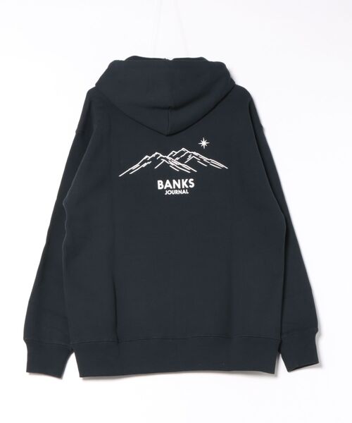 BANKS（バンクス）の「HOODIE / BANKS(バンクス)ブランドロゴスタンダードシルエットプルオーバーパーカー・フーディ（パーカー・メンズ・ネイビー/アッシュグレー・MEDIUM/X-LARGE/LARGE）」の3枚目の写真