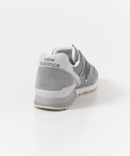 NEW BALANCE(ニューバランス)の「NEW BALANCE 996(スニーカー・メンズ・グレー・27.5/27/26/26.5/28.5/28/29)」の4枚目の写真